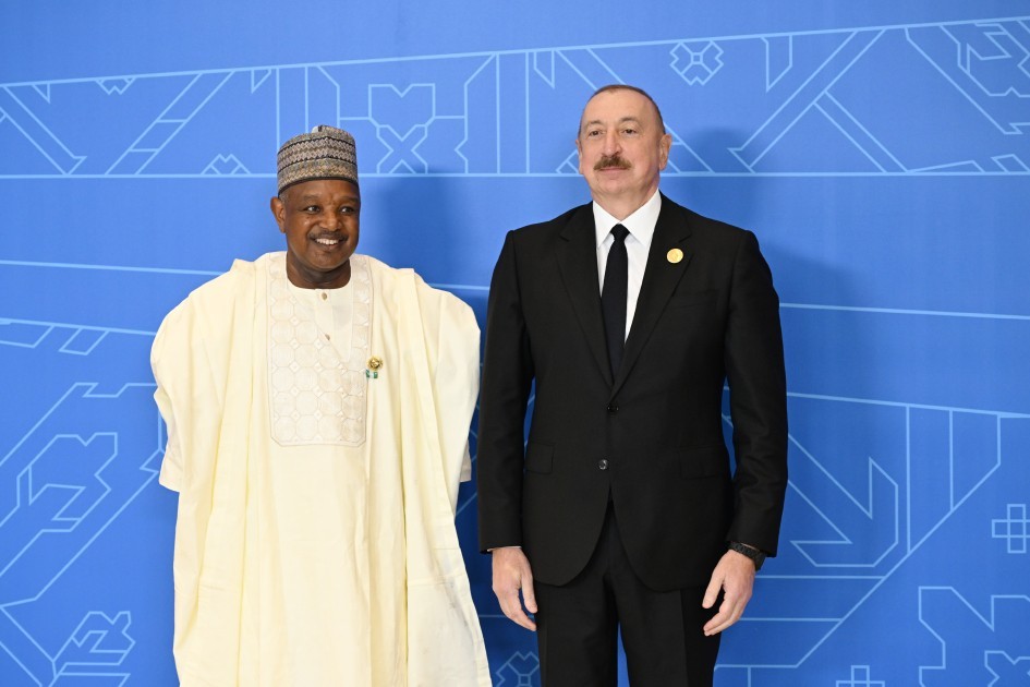 İlham Əliyev Xankəndidəki Zirvə görüşündə çıxış etdi -VİDEO (YENİLƏNİB)